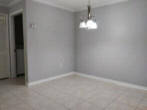 3591 Kernan Blvd S, Unit 423 in Jacksonville, FL - Building Photo - Building Photo