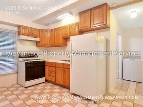1103 D St in Hayward, CA - Building Photo - Building Photo