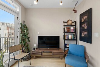 1110 5th St NW in Washington, DC - Building Photo - Building Photo