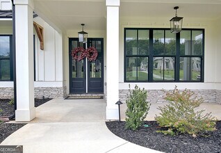255 Cicely Wy in Tyrone, GA - Building Photo - Building Photo