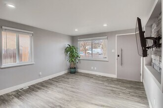 1178 Alton St in Aurora, CO - Building Photo - Building Photo