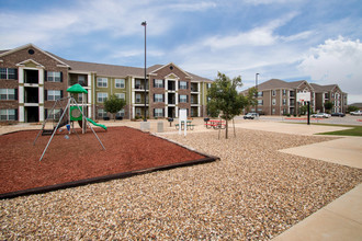 RESERVES AT SOUTH PLAINS in Lubbock, TX - Building Photo - Building Photo