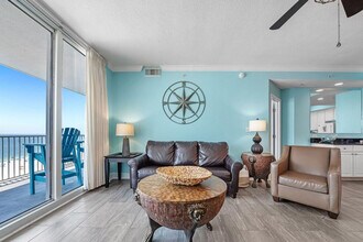 365 E Beach Blvd in Gulf Shores, AL - Building Photo - Building Photo