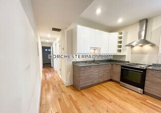 31 Edison Green in Boston, MA - Building Photo - Building Photo