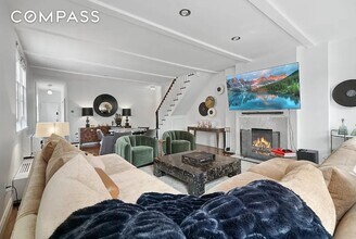 66 Jane St, Unit 2 in New York, NY - Foto de edificio - Building Photo