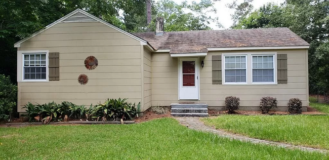 property at 1712 Azalea Dr