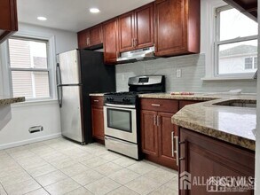 44 St Ann St in Carteret, NJ - Building Photo - Building Photo