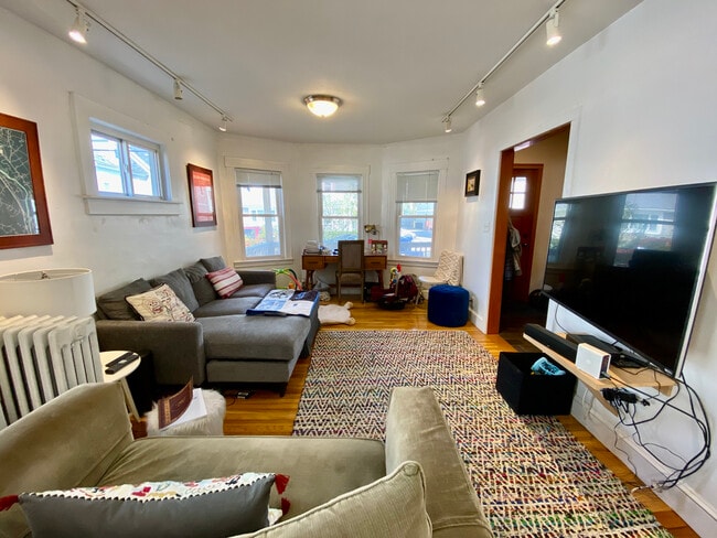 39 Westford St, Unit 1 in Boston, MA - Building Photo - Building Photo