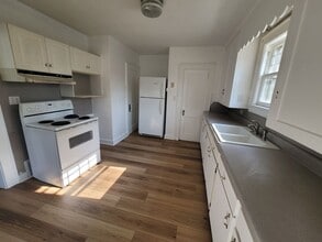 1700 Johnson St in High Point, NC - Building Photo - Building Photo