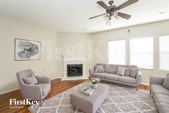 1636 Grassy View Dr in Fort Worth, TX - Building Photo - Building Photo