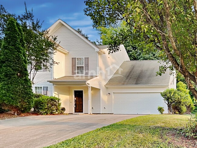 property at 3812 Lodgepole Ln