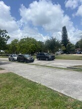 2240 NE 172nd St in North Miami Beach, FL - Building Photo - Building Photo