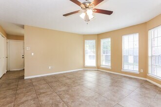 12526 Zavalla St in Houston, TX - Building Photo - Building Photo