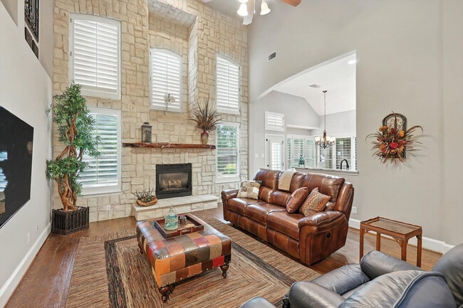 2303 Chapelwood Dr in Lewisville, TX - Building Photo - Building Photo