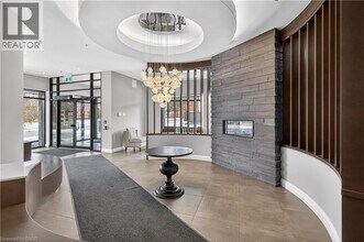 1 Redfern Ave in Hamilton, ON - Building Photo - Building Photo