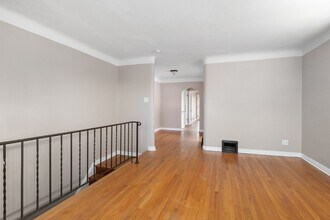 4949 Parker Ave in St. Louis, MO - Building Photo - Building Photo