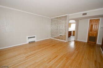 7 Frances St in Clifton, NJ - Building Photo - Building Photo