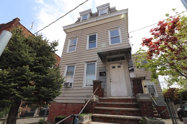 property at 24 Gray St