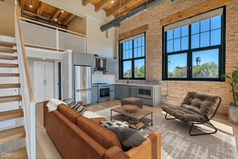 729 N Sangamon St, Unit 306 in Chicago, IL - Building Photo