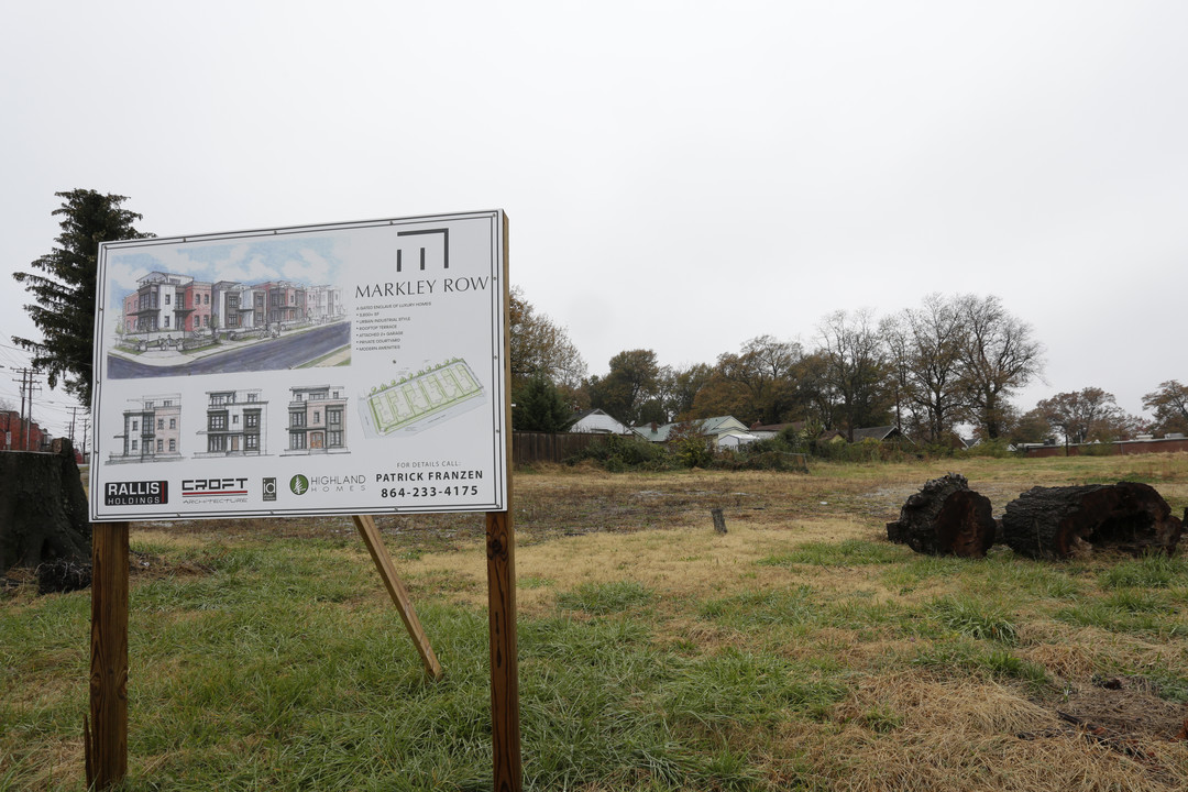 Markley Row in Greenville, SC - Building Photo