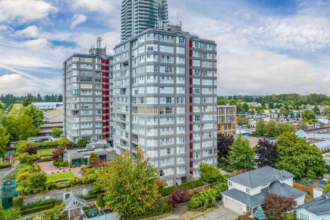 Chancellor Place in Delta, BC - Building Photo