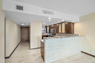 2400 Deer Creek Country Club Blvd in Deerfield Beach, FL - Building Photo - Building Photo