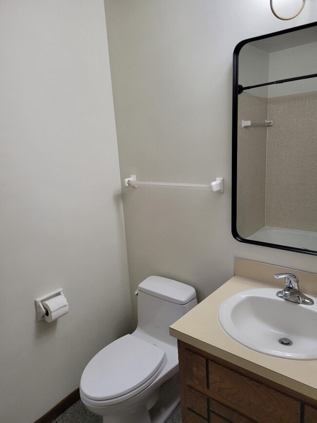 211 W Glenmore Dr in Gretna, NE - Building Photo - Building Photo
