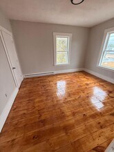 65 Charlton St in Southbridge, MA - Building Photo - Building Photo