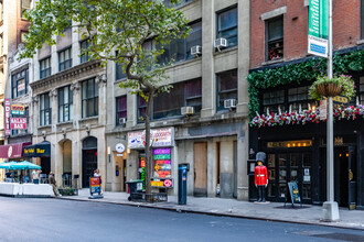 43 E 28th St in New York, NY - Foto de edificio - Building Photo