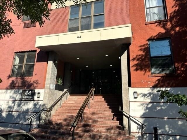 44 Sherman Ave-Unit -2J in Jersey City, NJ - Building Photo