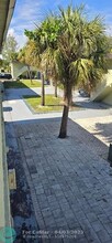 2252 NW 183rd St in Miami Gardens, FL - Building Photo - Building Photo