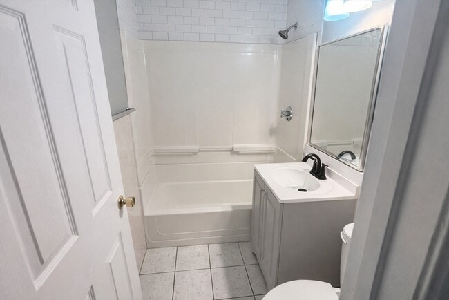 4 Universal St in Framingham, MA - Building Photo - Building Photo