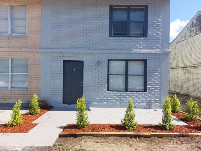 property at 1641 W 27th St