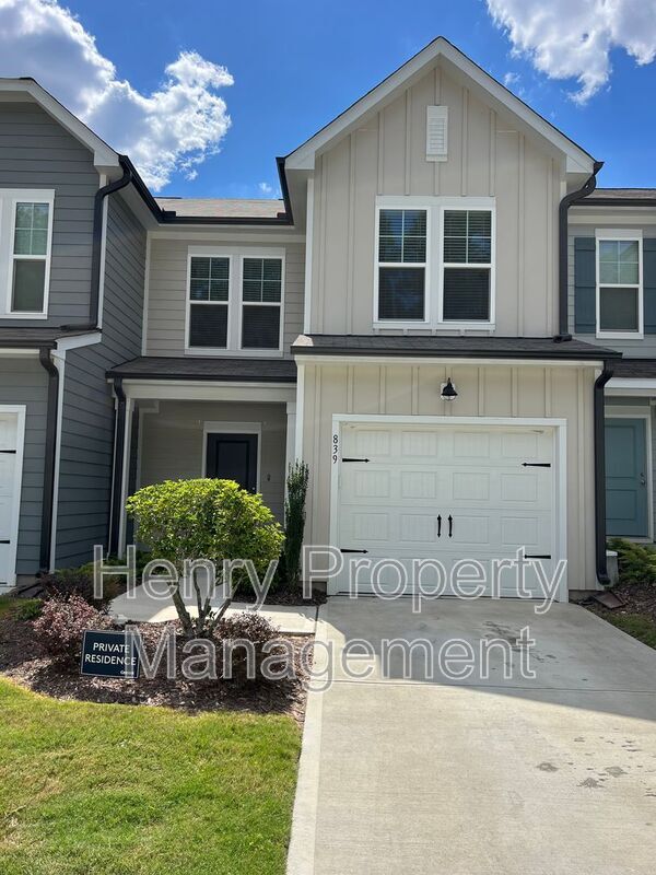 property at 839 McKenzie Pk Ter