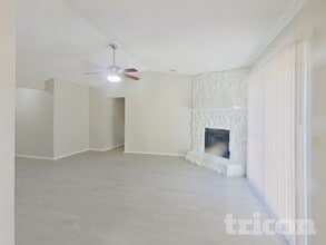 1805 Clover Ct, Unit 903 in Middleburg, FL - Building Photo - Building Photo