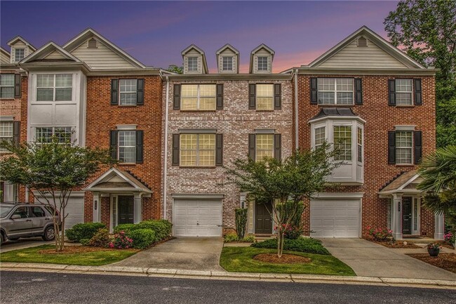 property at 624 Coligny Ct