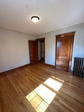 77 Walk Hill St, Unit 1 in Boston, MA - Foto de edificio - Building Photo
