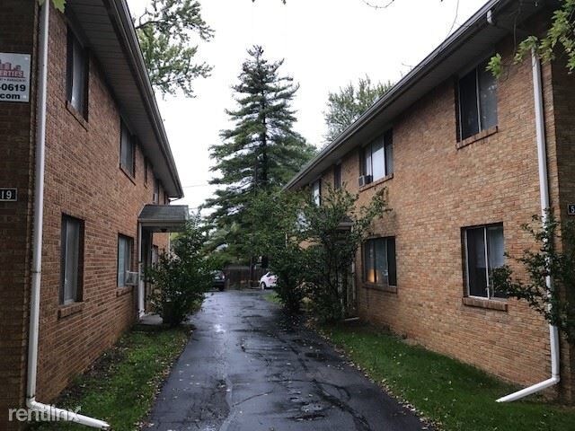 5219 Jackman Rd in Toledo, OH - Foto de edificio