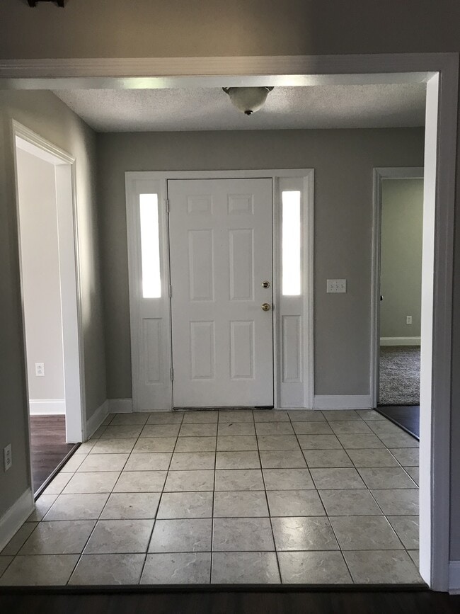 611 Demere Street in Hinesville, GA - Building Photo - Building Photo