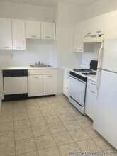 37 Auburn St, Unit 6 in Brookline, MA - Building Photo - Building Photo