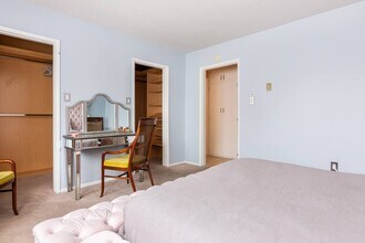 960 Larrabee St in West Hollywood, CA - Building Photo - Building Photo