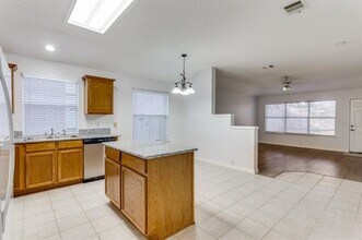 8440 Orleans Ln in Fort Worth, TX - Building Photo - Building Photo