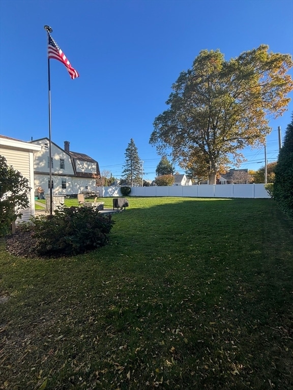 460 Burncoat St in Worcester, MA - Building Photo - Building Photo