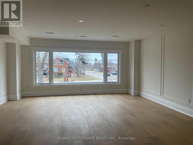 790B Midland Ave in Toronto, ON - Building Photo - Building Photo