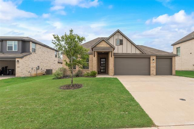 2016 Pacific Ave in Anna, TX - Building Photo - Building Photo
