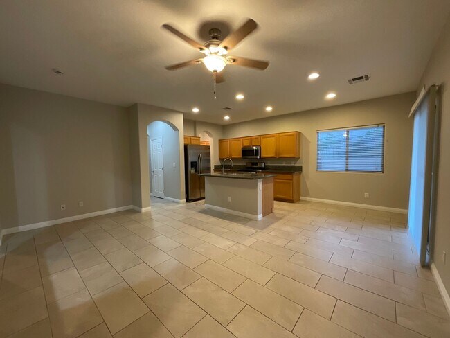 3948 Yellow Mandarin Ave in North Las Vegas, NV - Building Photo - Building Photo