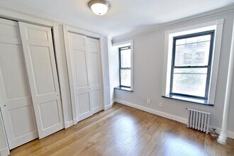5 W 103rd St, Unit 3W in New York, NY - Building Photo - Building Photo