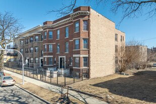 4723 S Forrestville Ave in Chicago, IL - Building Photo
