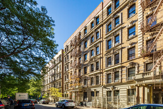 4-6 W 108th St in New York, NY - Building Photo - Building Photo