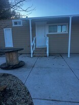 4313 Longview Ln in Paso Robles, CA - Building Photo